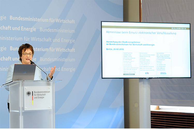 Bundeswirtschaftsministerin Brigitte Zypries bei der Vorstellung der Studie, © BMWI/Susanne Eriksson